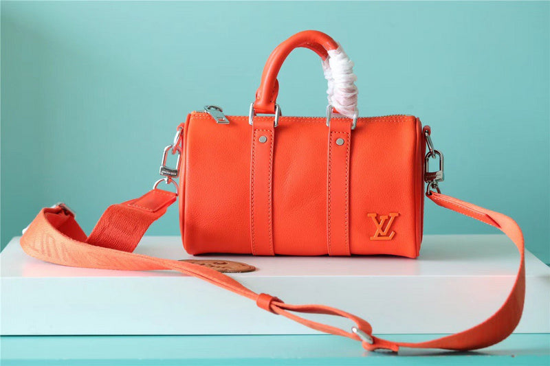I W Fashion Lu-Vi bags - 11258