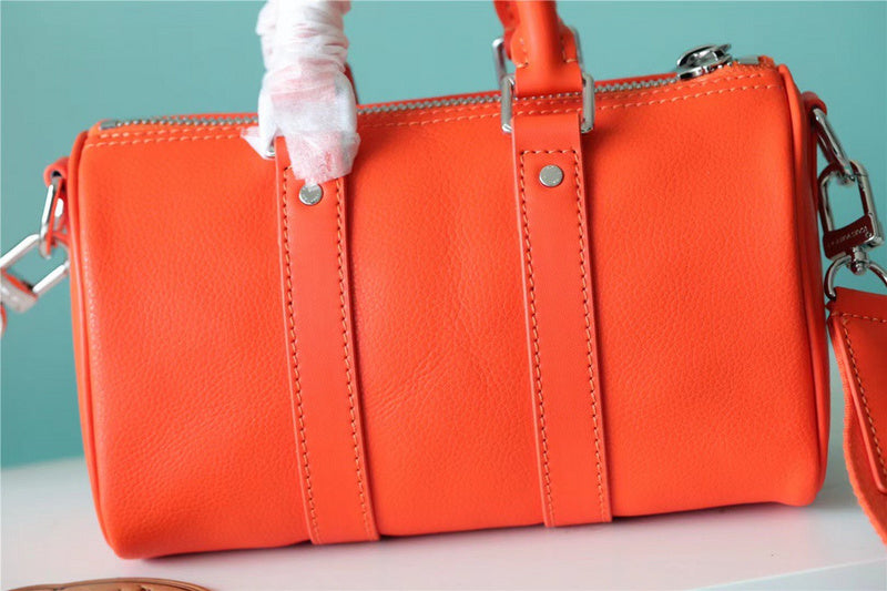 I W Fashion Lu-Vi bags - 11258