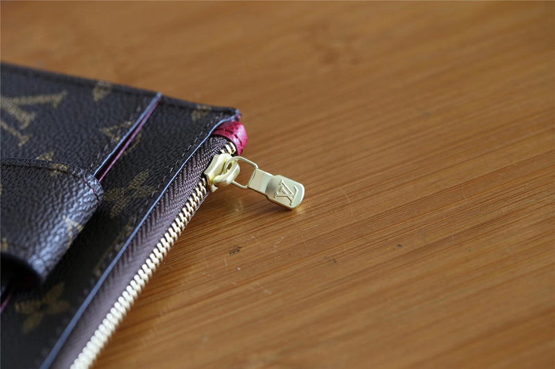 I W Fashion Lu-Vi bags - 9077
