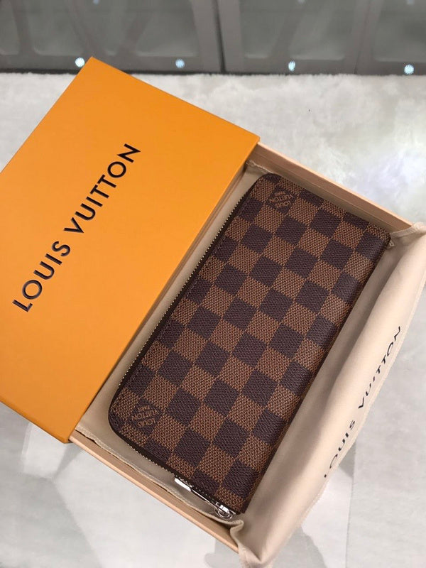 I W Fashion Lu-Vi bags - 10860