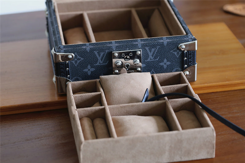 I W Fashion Lu-Vi bags - 9541