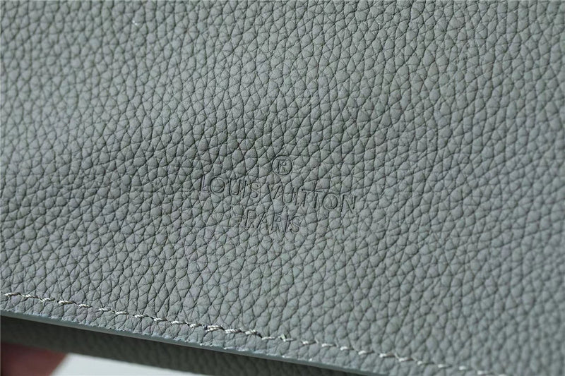 I W Fashion Lu-Vi bags - 9986