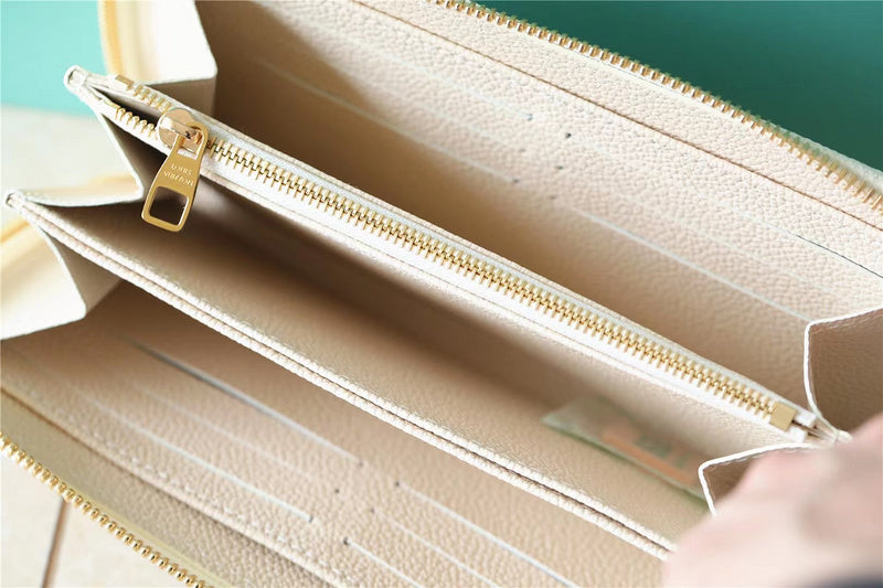 I W Fashion Lu-Vi bags - 8783