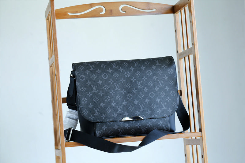 I W Fashion Lu-Vi bags - 10496
