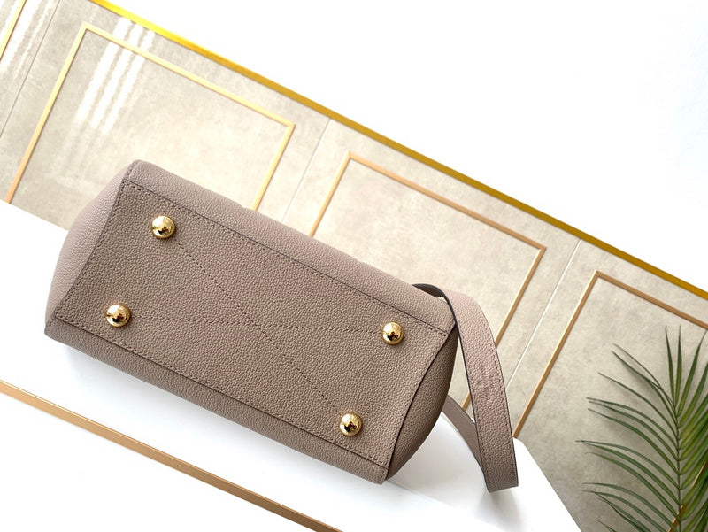 I W Fashion Lu-Vi bags - 17573