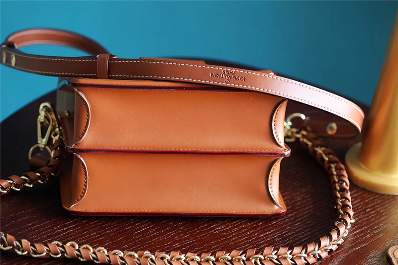 I W Fashion Lu-Vi bags - 8126