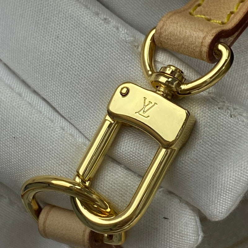 I W Fashion Lu-Vi bags - 17725