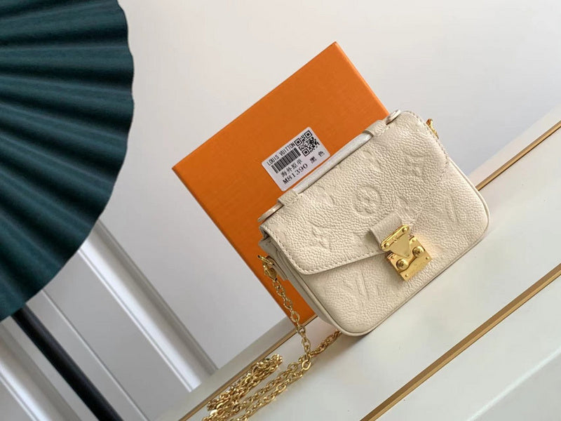 I W Fashion Lu-Vi Bags - 16769