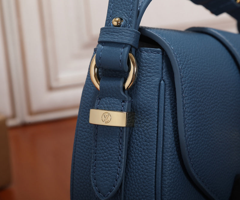 I W Fashion Lu-Vi bags - 17112