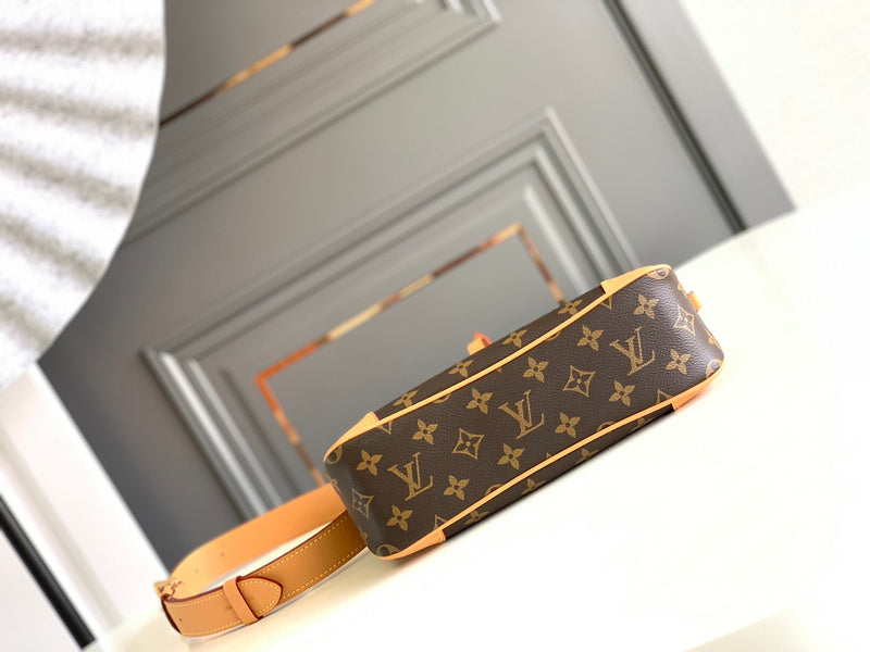 I W Fashion Lu-Vi Bags - 16861