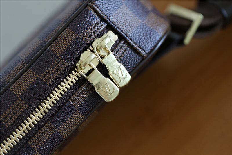 I W Fashion Lu-Vi bags - 9392