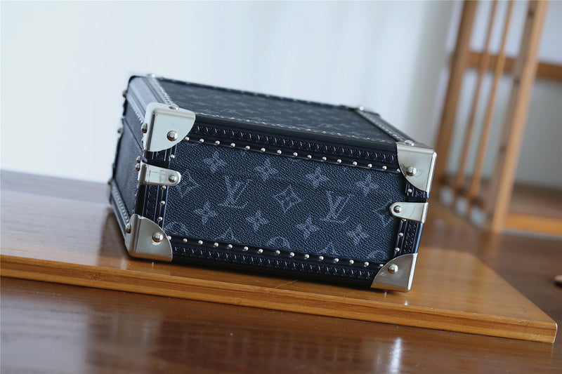 I W Fashion Lu-Vi bags - 9541