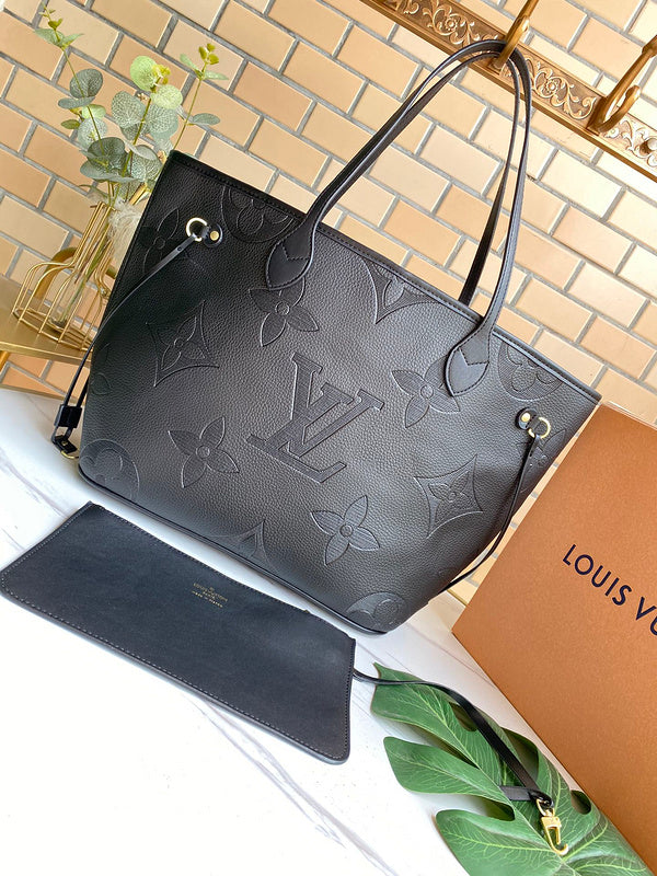 I W Fashion Lu-Vi bags - 17669