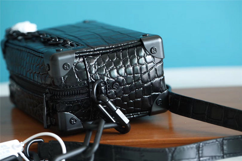 I W Fashion Lu-Vi bags - 10159