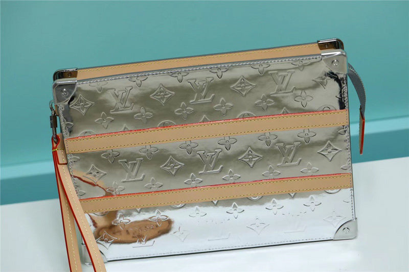 I W Fashion Lu-Vi bags - 10761
