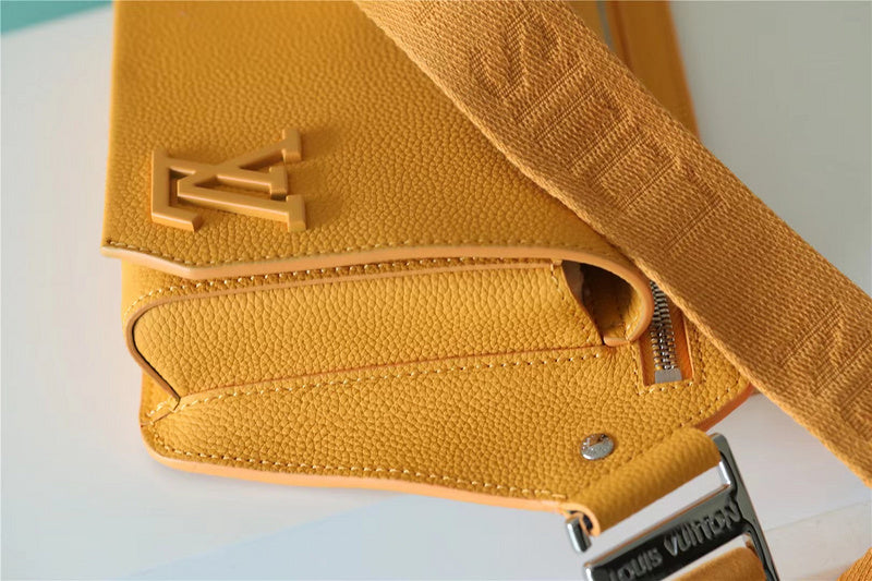 I W Fashion Lu-Vi bags - 9987