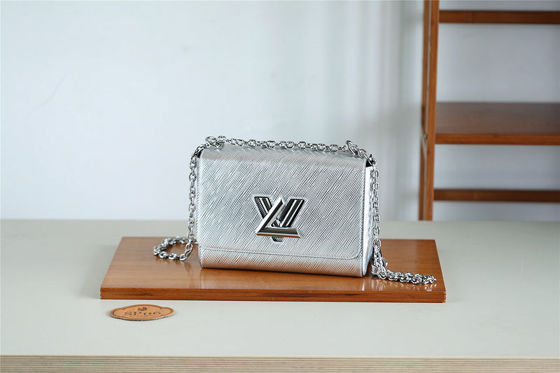 I W Fashion Lu-Vi bags - 8519