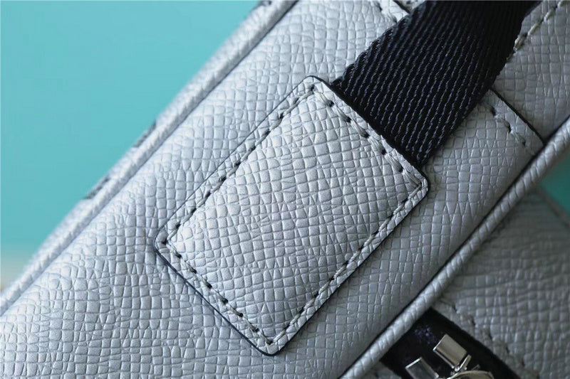 I W Fashion Lu-Vi bags - 10196