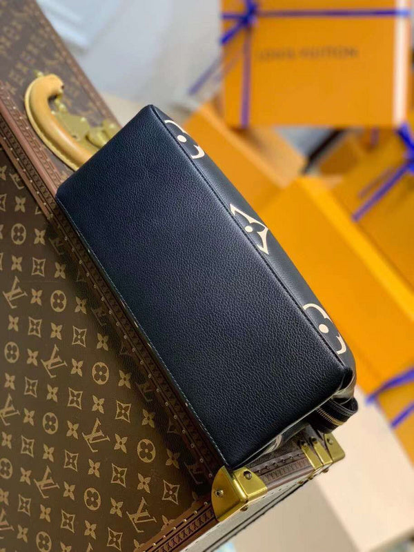 I W Fashion Lu-Vi bags - 17428