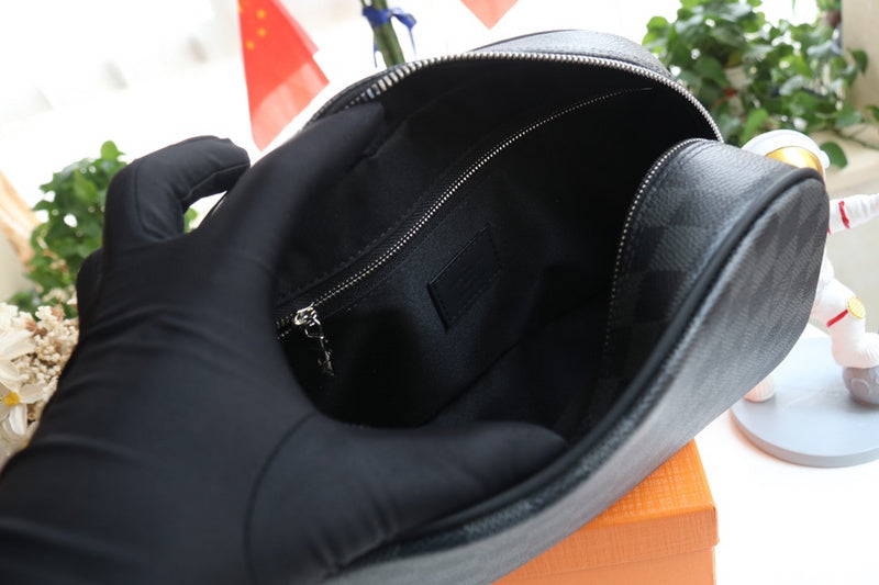 I W Fashion Lu-Vi bags - 17645