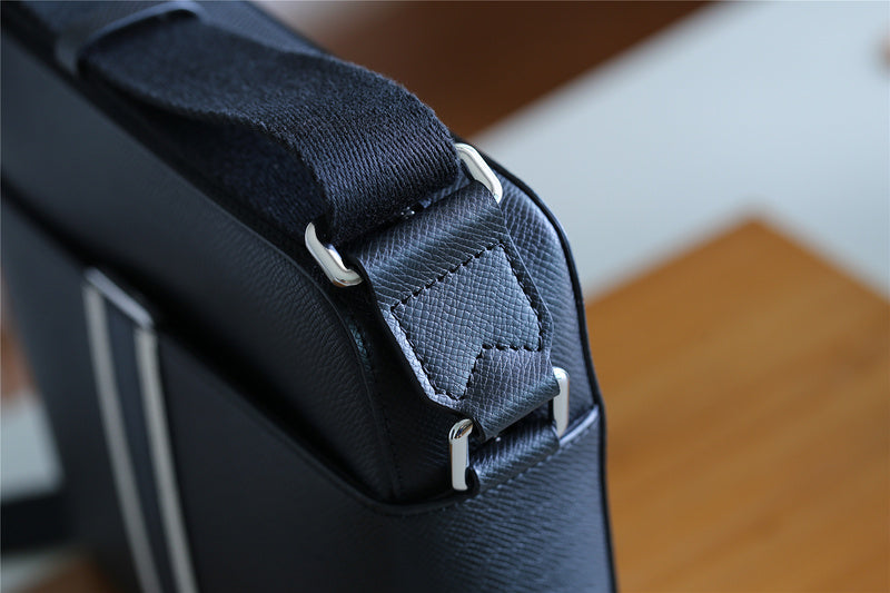 I W Fashion Lu-Vi bags - 10480