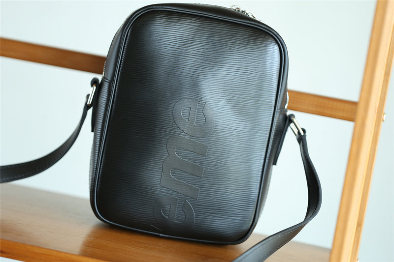 I W Fashion Lu-Vi bags - 10385