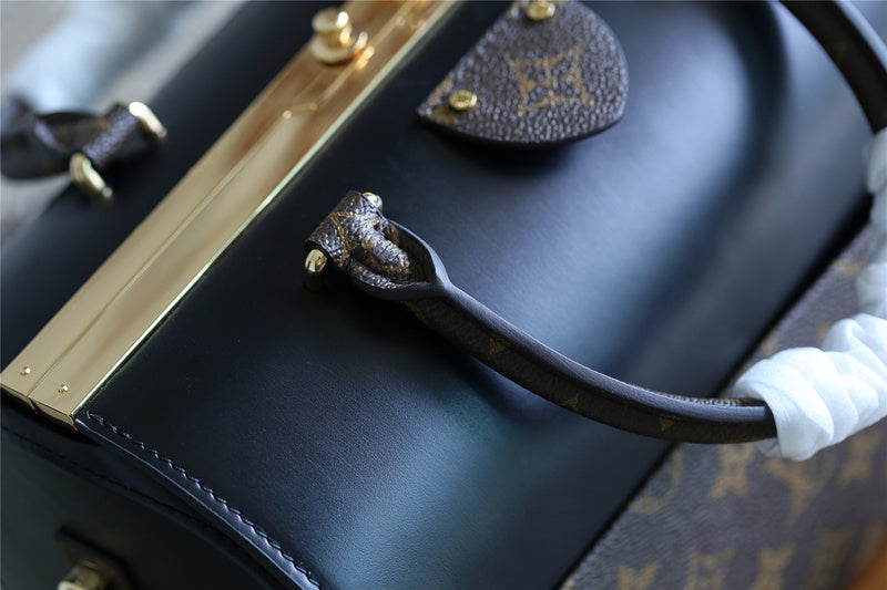 I W Fashion Lu-Vi bags - 8170
