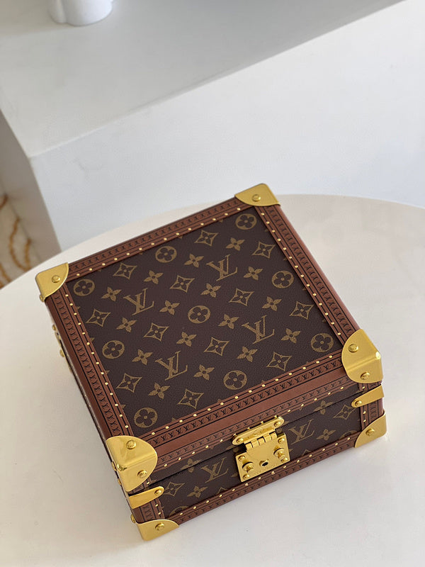I W Fashion Lu-Vi Bags - 16838