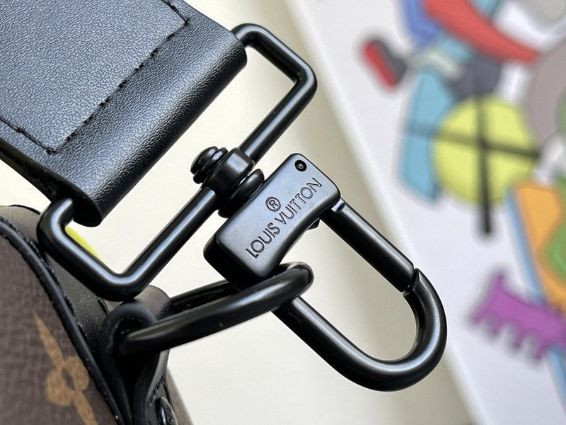 I W Fashion Lu-Vi bags - 17217