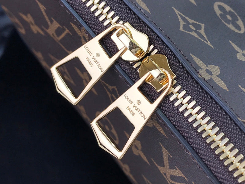I W Fashion Lu-Vi bags - 17568