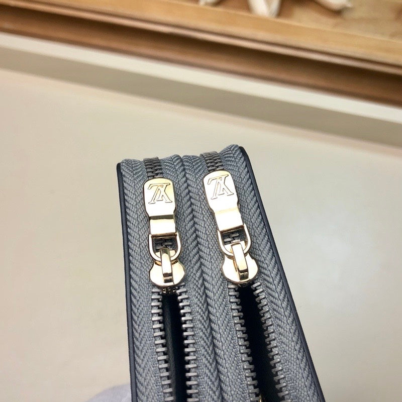 I W Fashion Lu-Vi bags - 10882