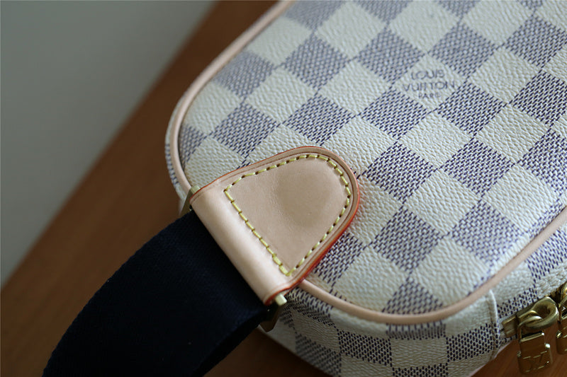 I W Fashion Lu-Vi bags - 9388