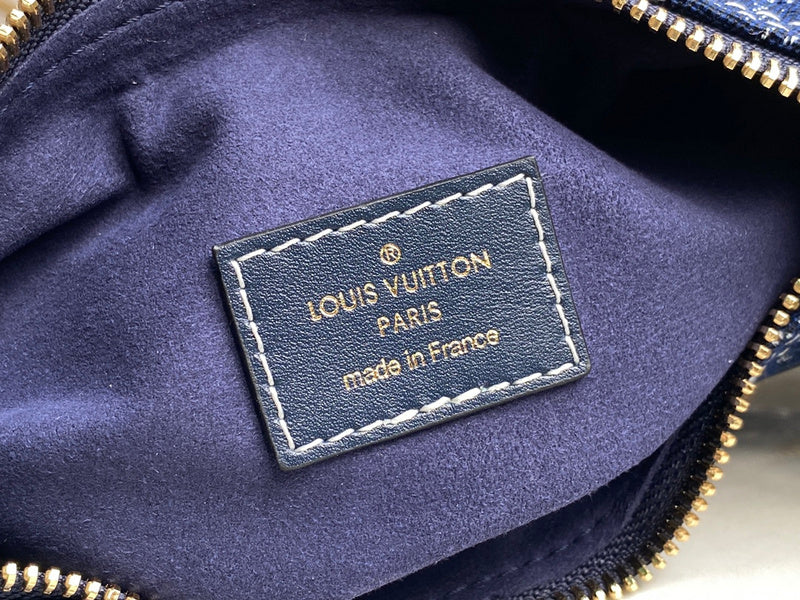 I W Fashion Lu-Vi bags - 17180