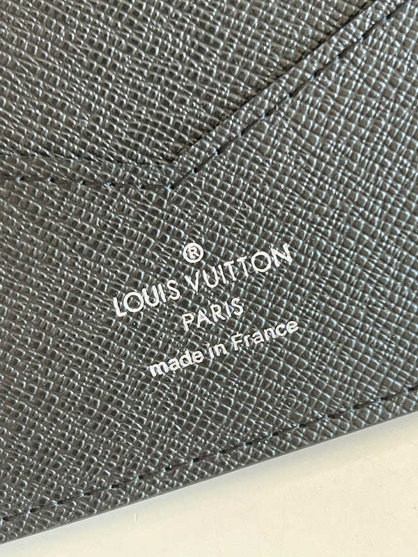 I W Fashion Lu-Vi bags - 17288