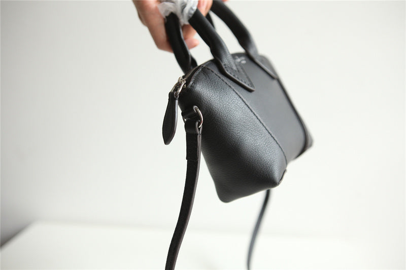 I W Fashion Lu-Vi bags - 8681