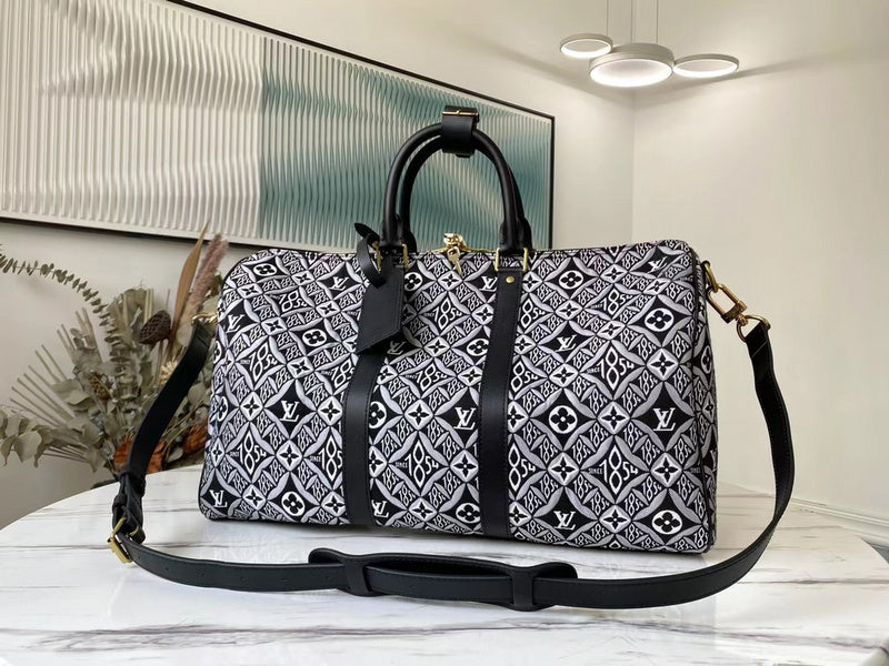 I W Fashion Lu-Vi bags - 17594
