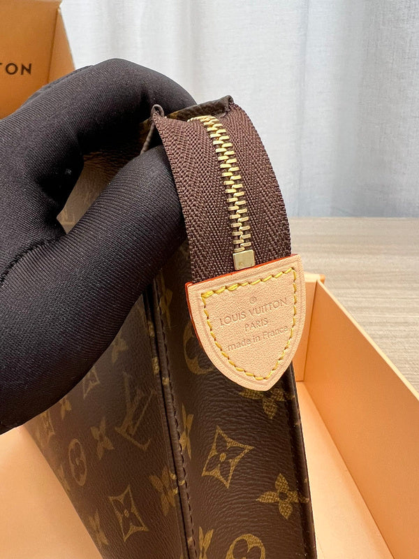 I W Fashion Lu-Vi Bags - 16777