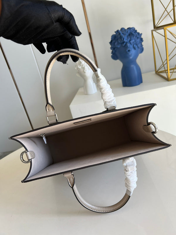 I W Fashion Lu-Vi bags - 17293