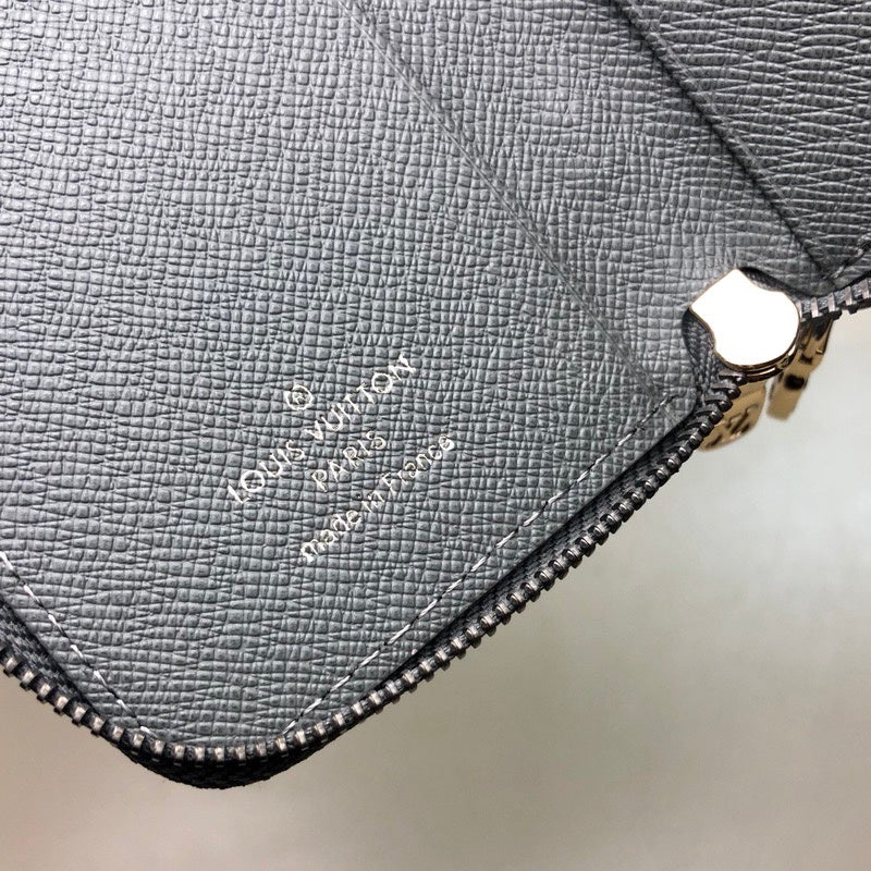 I W Fashion Lu-Vi bags - 10882