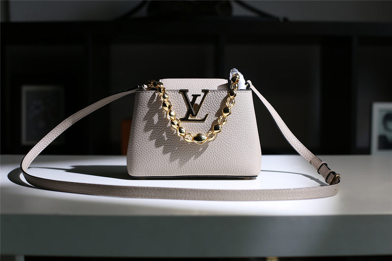 I W Fashion Lu-Vi bags - 8367