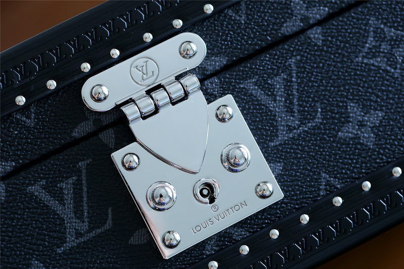I W Fashion Lu-Vi bags - 11357