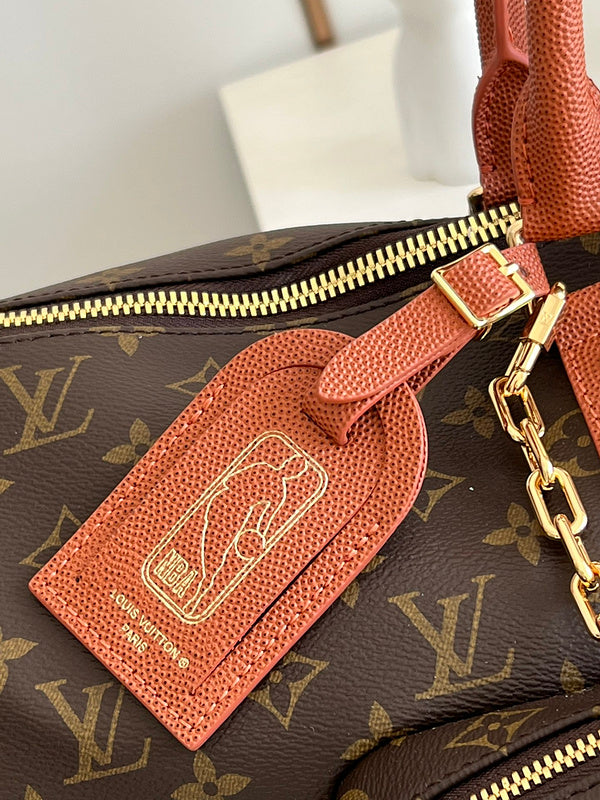 I W Fashion Lu-Vi bags - 17238