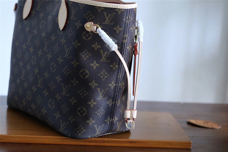 I W Fashion Lu-Vi bags - 8085