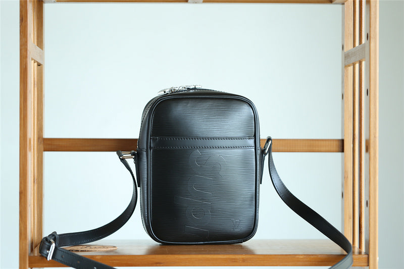 I W Fashion Lu-Vi bags - 10385