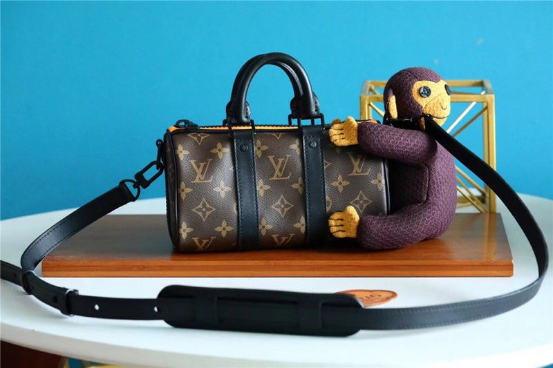 I W Fashion Lu-Vi bags - 11280