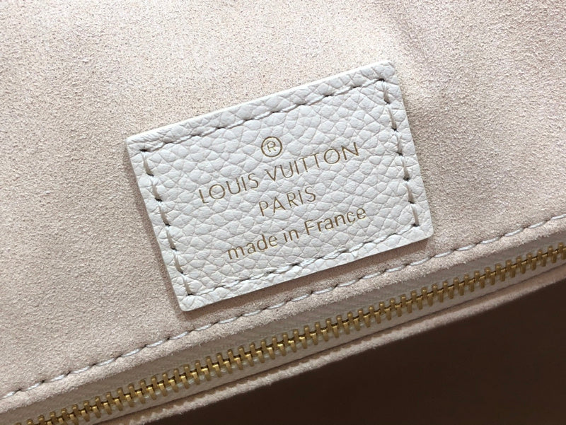 I W Fashion Lu-Vi Bags - 16908