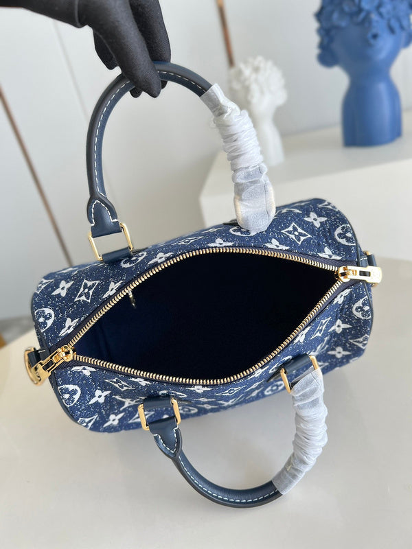 I W Fashion Lu-Vi bags - 17210