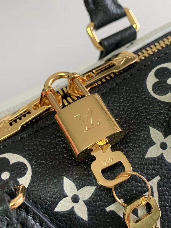 I W Fashion Lu-Vi Bags - 16774
