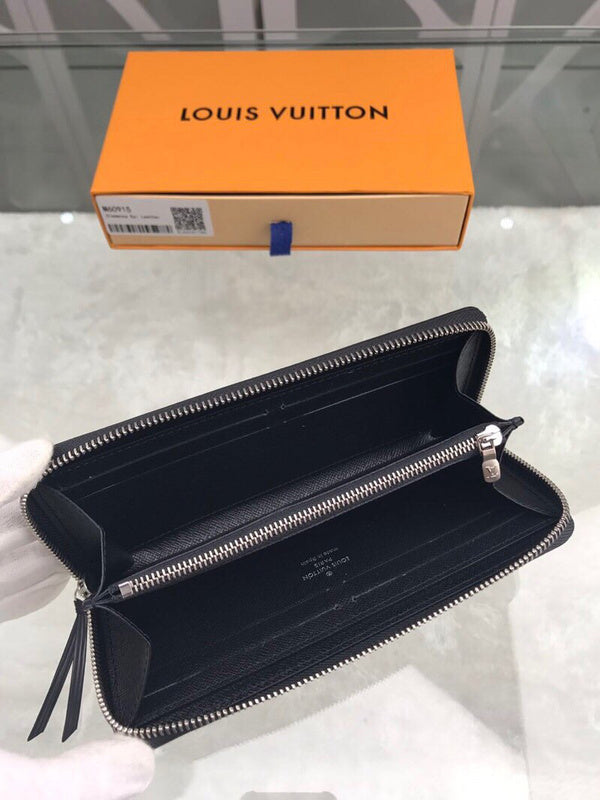 I W Fashion Lu-Vi bags - 9011