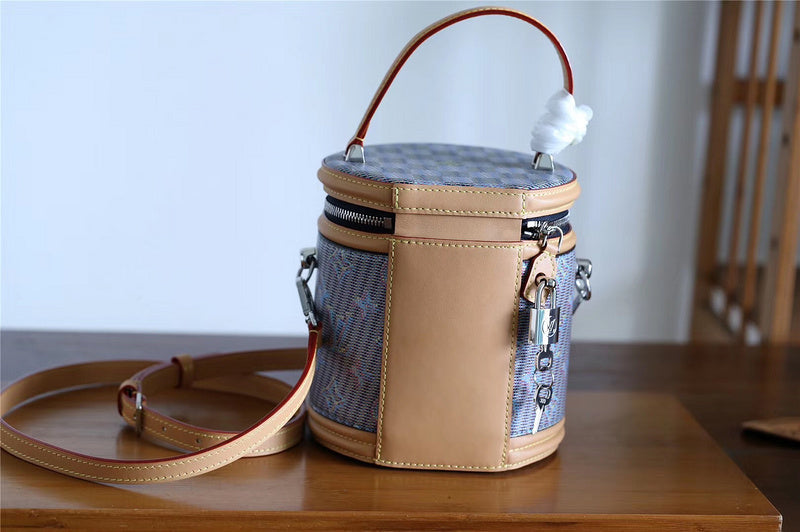 I W Fashion Lu-Vi bags - 8610